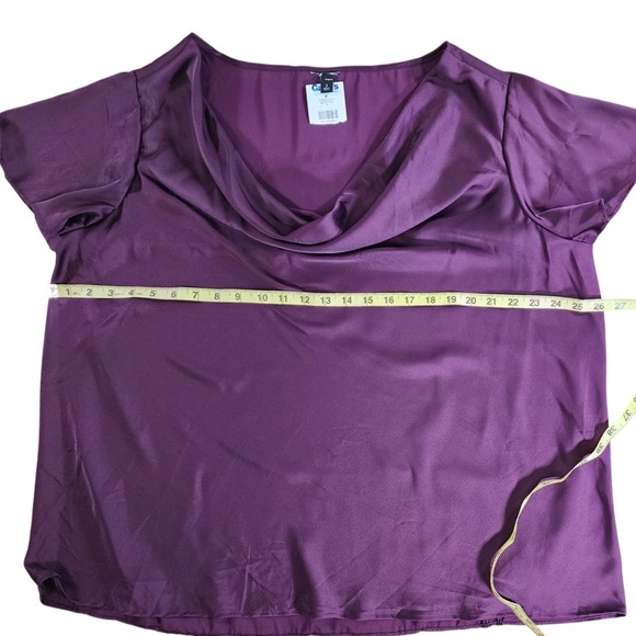 Torrid Purple Satin Cowl Neck Short Sleeve Top Plus Size 2 Party Wear - Picture 4 of 5